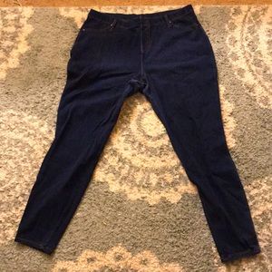 Stretchy jeans and there are comfortable for a chill day or for just going out.